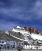 En las calles de Lhasa ¿Dónde está el Templo del Dragón Dorado en el Tíbet?